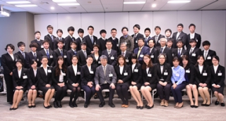 ウシオ奨学生旅立ちのとき ―2016年度卒業生を送る会―